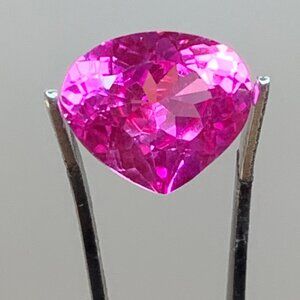 Pink Sapphire gemstone with certification
